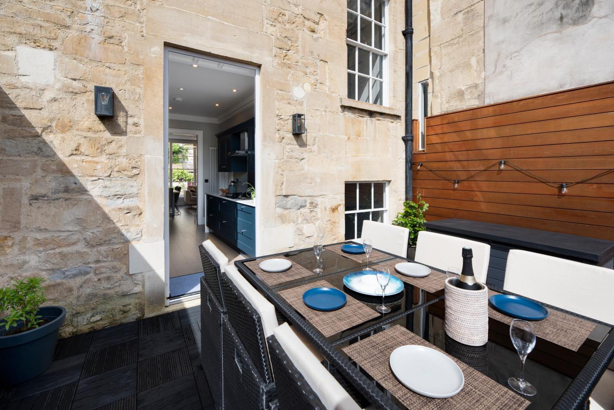The Old Wine Merchant'S House Bath Extérieur photo